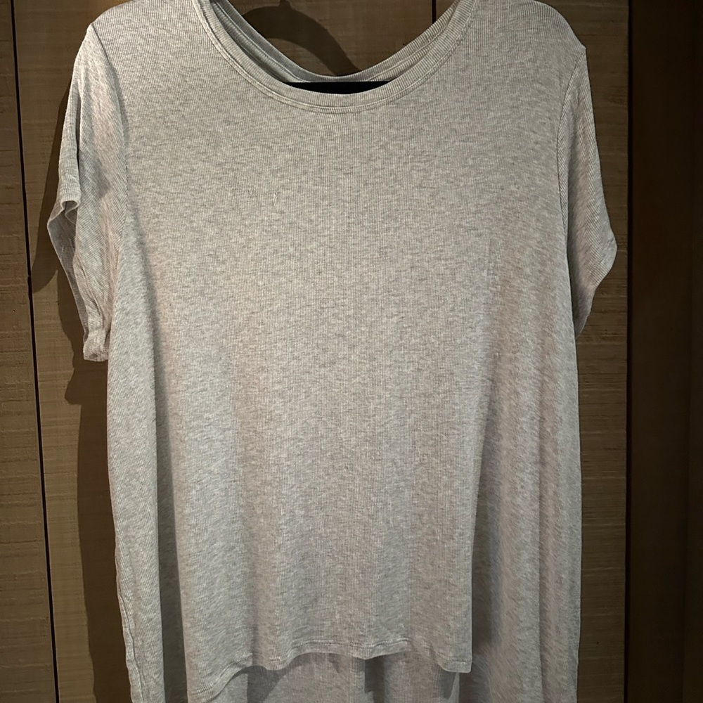 Athleta Light Gray Short Sleeve Tee